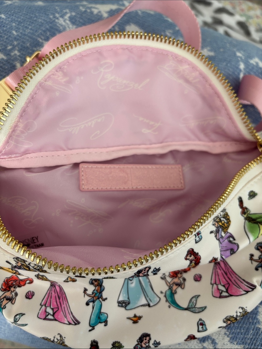 Disney Princess Pink Strap Crossbody Bag - Picture 5 of 6